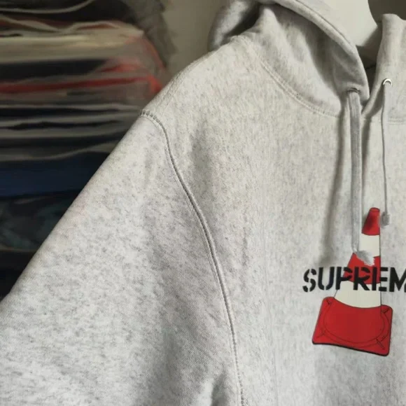 Supreme Light Gray Hoodie with Red Graphic - Picture 5 of 7